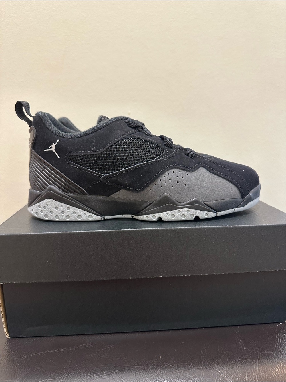 NIB Little Kid PS Jordan MVP 92 Black Wolf Grey HQ4426 002